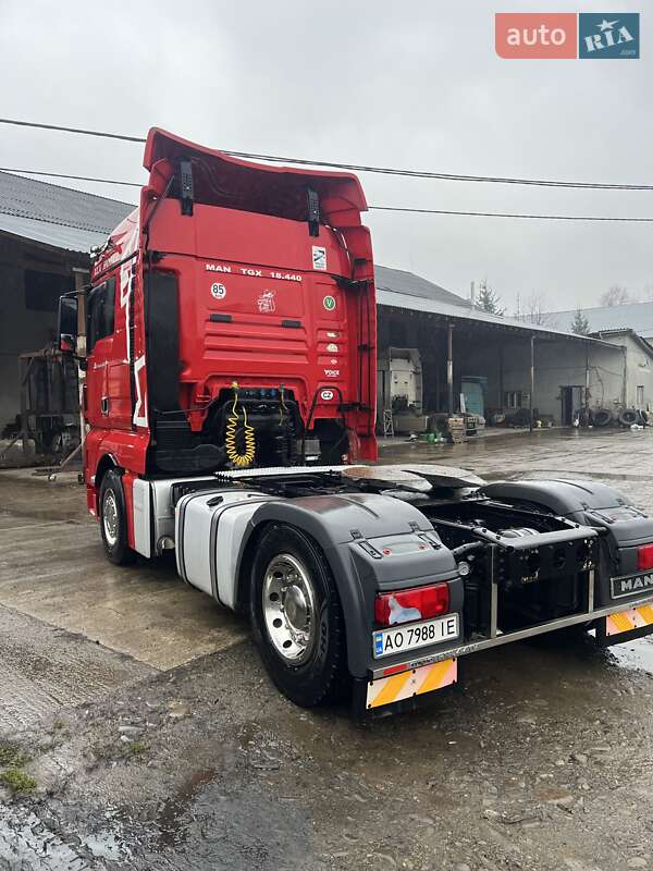 Тягач MAN 18.440 2012 в Тячеве