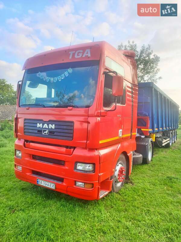 Самосвал MAN 18.463 2001 в 