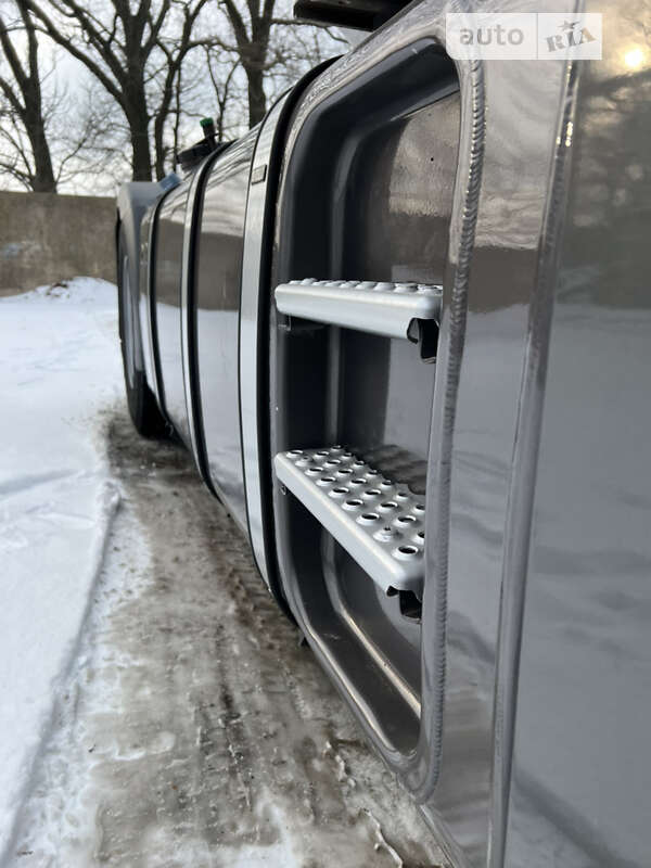 Тягач MAN 18.480 2011 в Одессе