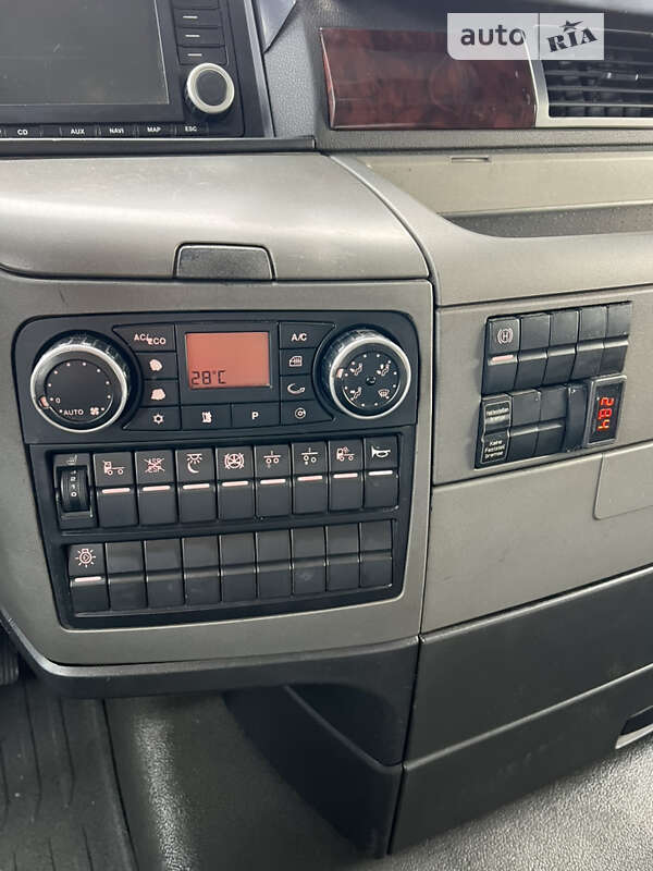 Тягач MAN 18.480 2011 в Одессе