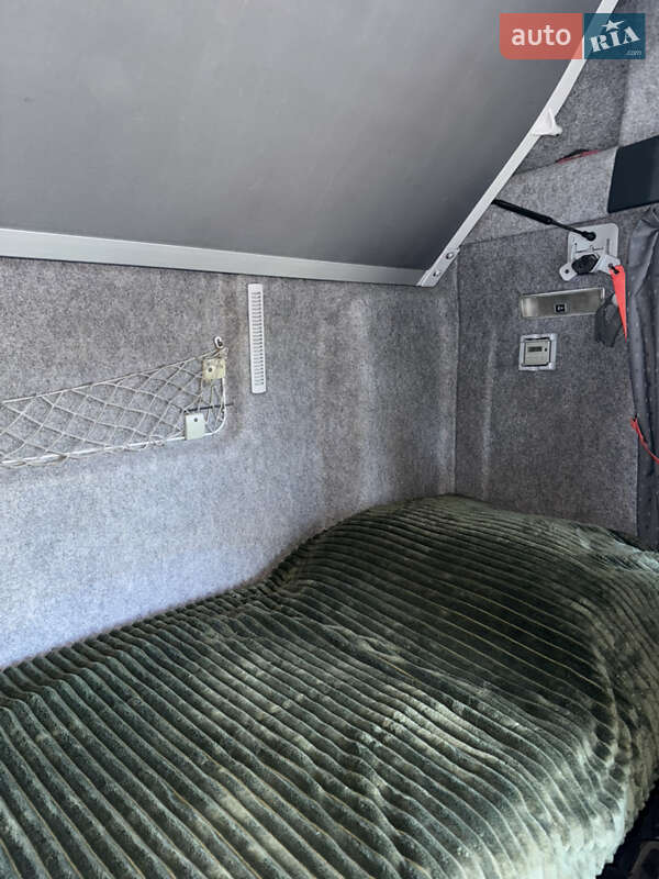 Тягач MAN 18.480 2007 в Одессе