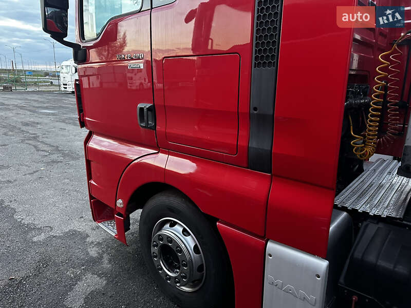 Тягач MAN 18.480 2012 в Умані