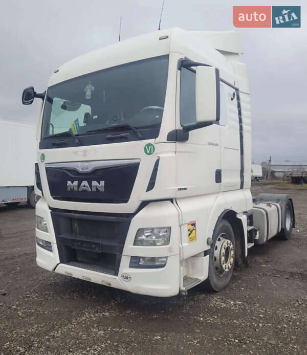 Тягач MAN 18.480 2016 в Черновцах