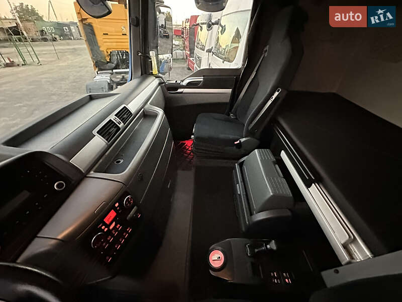 Тягач MAN 18.480 2012 в Умани