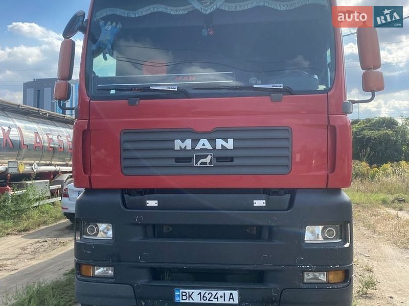 Тягач MAN 18.480 2004 в Борисполі