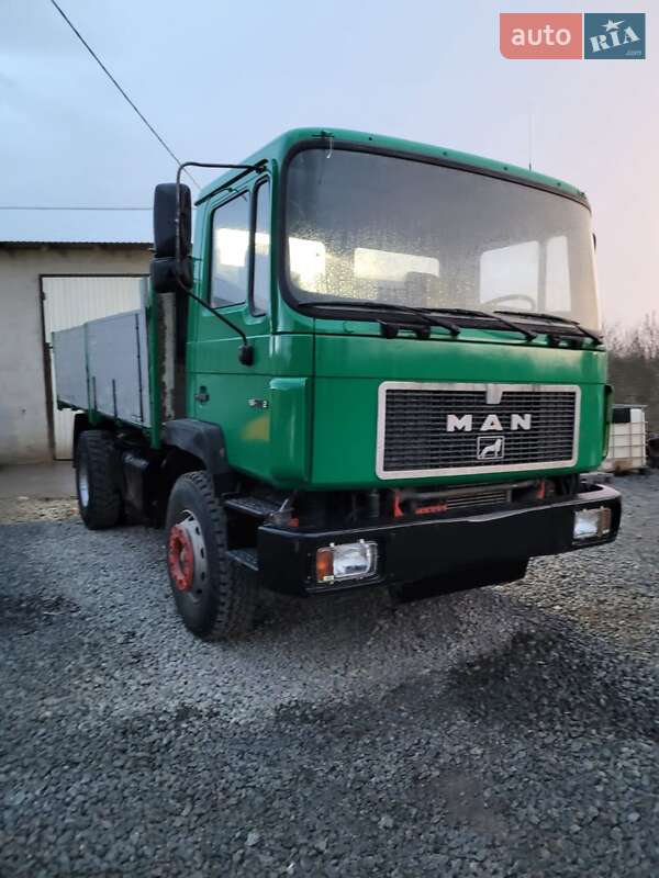 MAN 19.372 1992