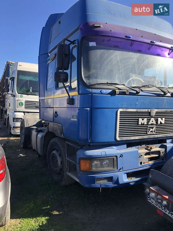 Тягач MAN 19.403 1998 в 