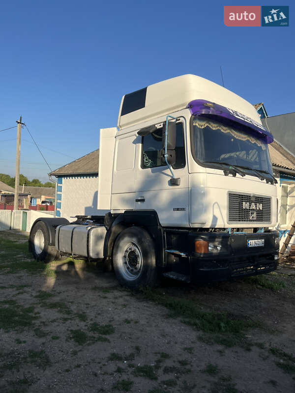 Тягач MAN 19.403 1998 в Оратове