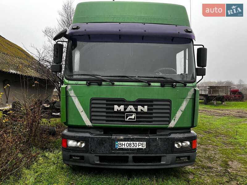 Тягач MAN 19.414 2000 в Сараті фото Тягач MAN 19.414 2000 в Сараті