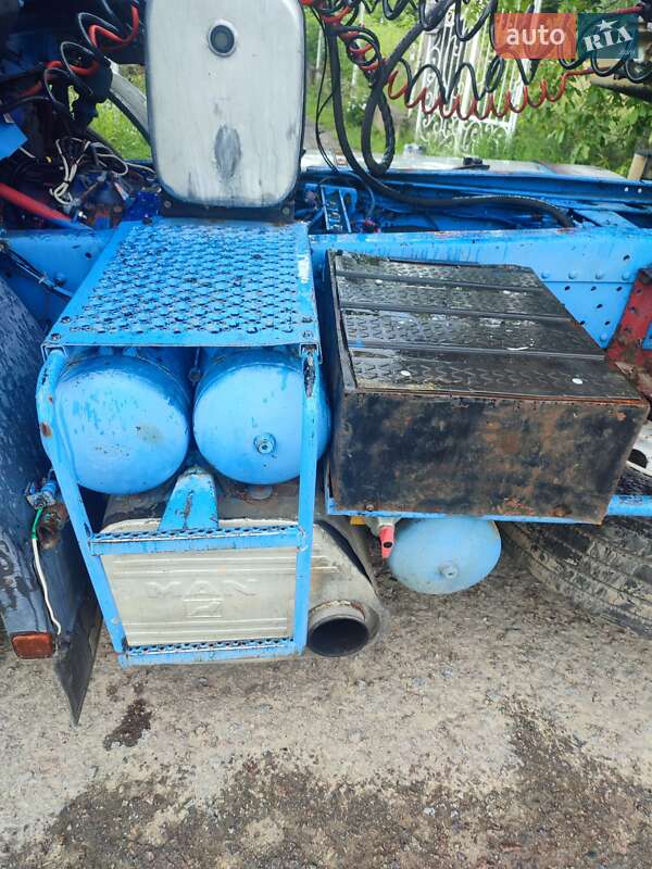 Тягач MAN 19.463 1996 в Тячеве