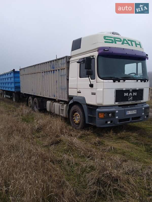 Контейнеровоз MAN 23.403 1998 в Чигирину