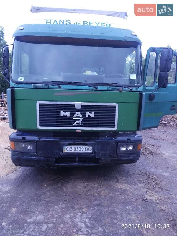MAN 24.372 1990