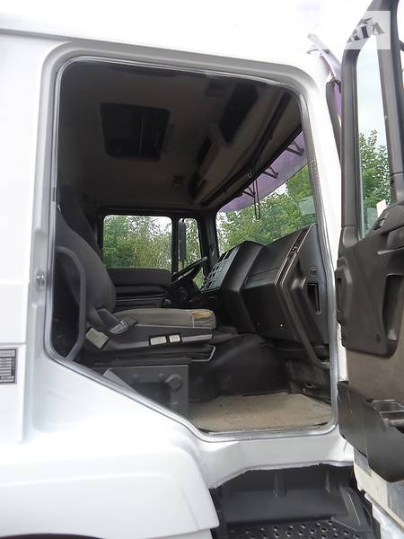 Сміттєвоз MAN 26.314 2002 в Києві фото 11 Сміттєвоз MAN 26.314 2002 в Києві