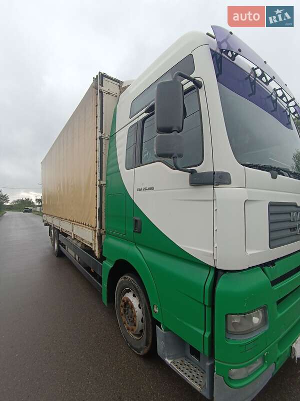 Контейнеровоз MAN 26.390 2005 в Хотові