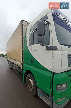 Контейнеровоз MAN 26.390 2005 в 