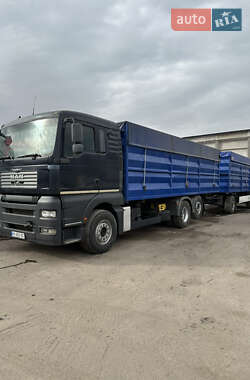 Контейнеровоз MAN 26.400 2007 в 