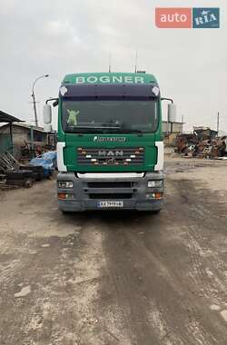Зерновоз MAN 26.410 2002 в 