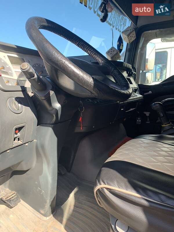 Зерновоз MAN 26.413 2002 в Жашківу