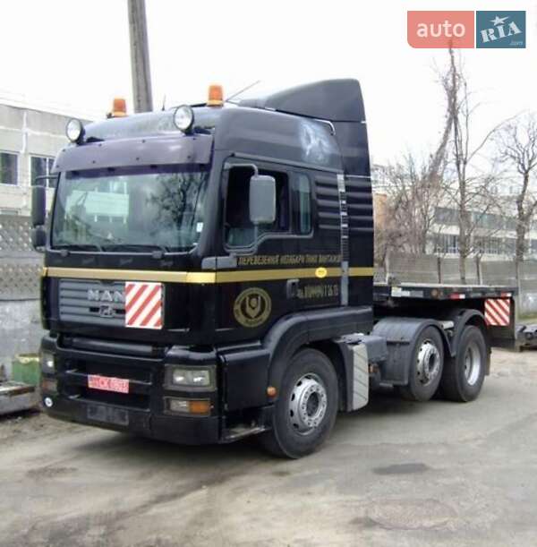 Тягач MAN 26.413 2002 в Києві