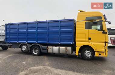 Самосвал MAN 26.440 2011 в 