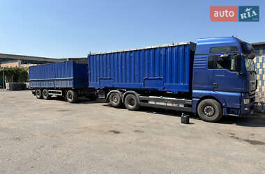 Контейнеровоз MAN 26.440 2008 в 