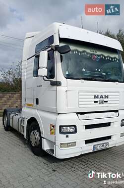 Тягач MAN 26.440 2006 в 