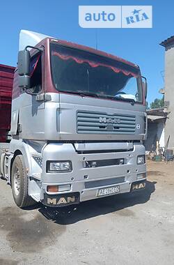 Тягач MAN 26.463 2002 в 