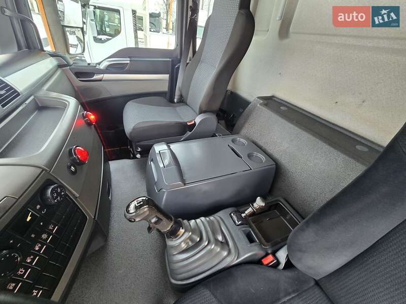 Тягач MAN 35.402 2012 в Вінниці