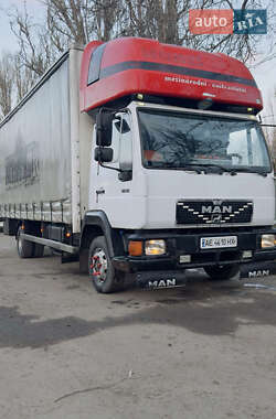 Вантажний фургон MAN 8.163 2000 в Дніпрі