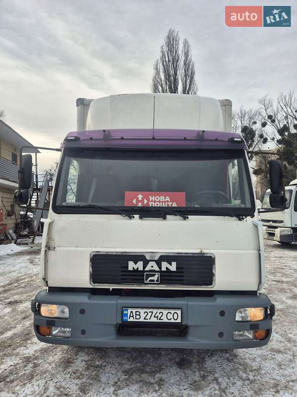 Вантажний фургон MAN 8.163 2000 в Києві