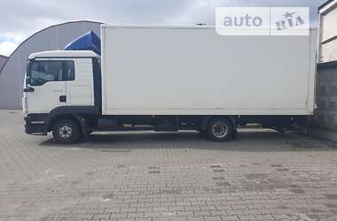 Вантажний фургон MAN 8.180 2015 в Борисполі