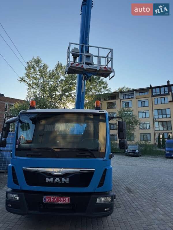 Автовишка MAN 8.180 2015 в Чернівцях