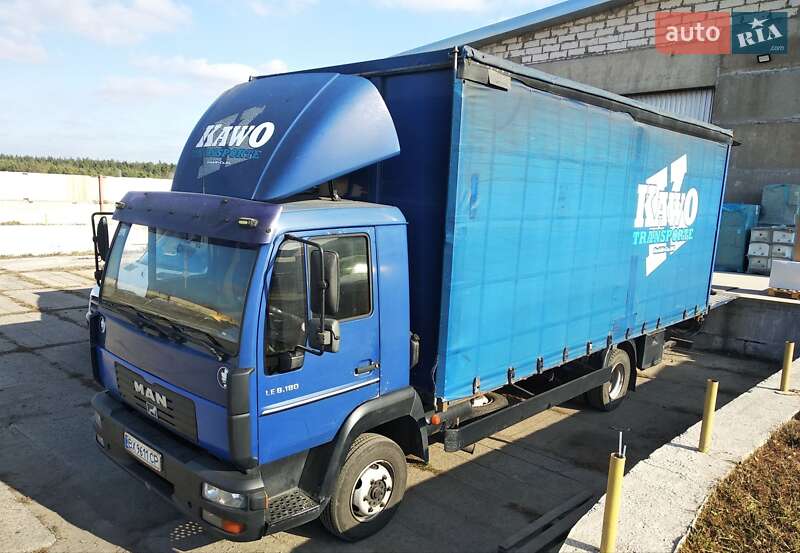 Грузовой фургон MAN 8.180 2005 в Славуте фото Грузовой фургон MAN 8.180 2005 в Славуте