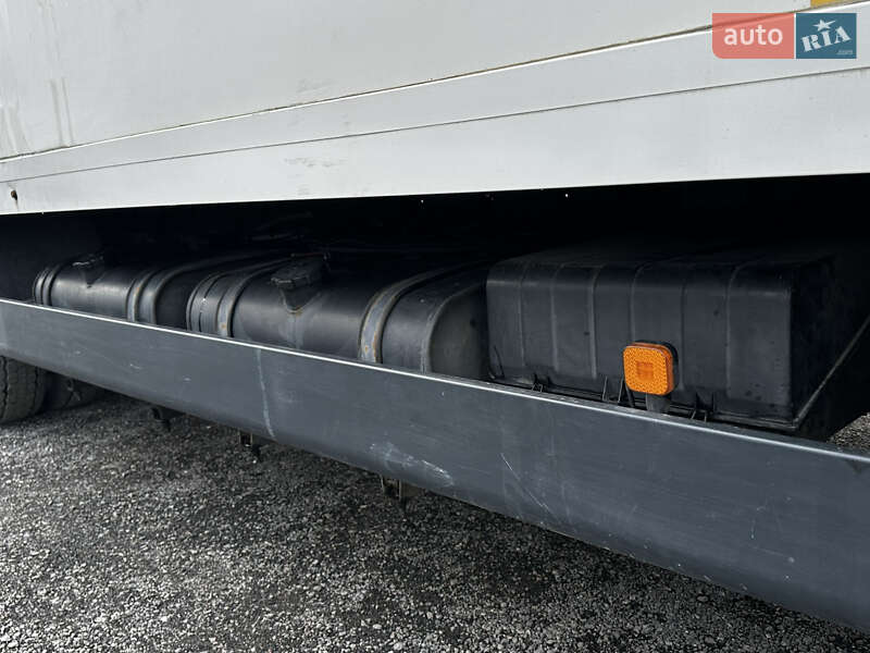 Вантажний фургон MAN 8.180 2005 в Умані