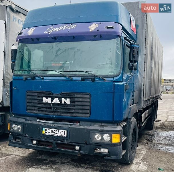 MAN Comandor 2000