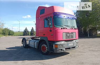 Тягач MAN F 2000 1998 в Благовіщенську