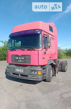 Тягач MAN F 2000 1998 в Благовіщенську