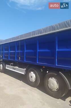 Контейнеровоз MAN F 2000 2001 в Кривом Озере