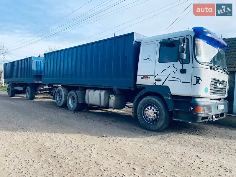 Самосвал MAN F 2000 2000 в 