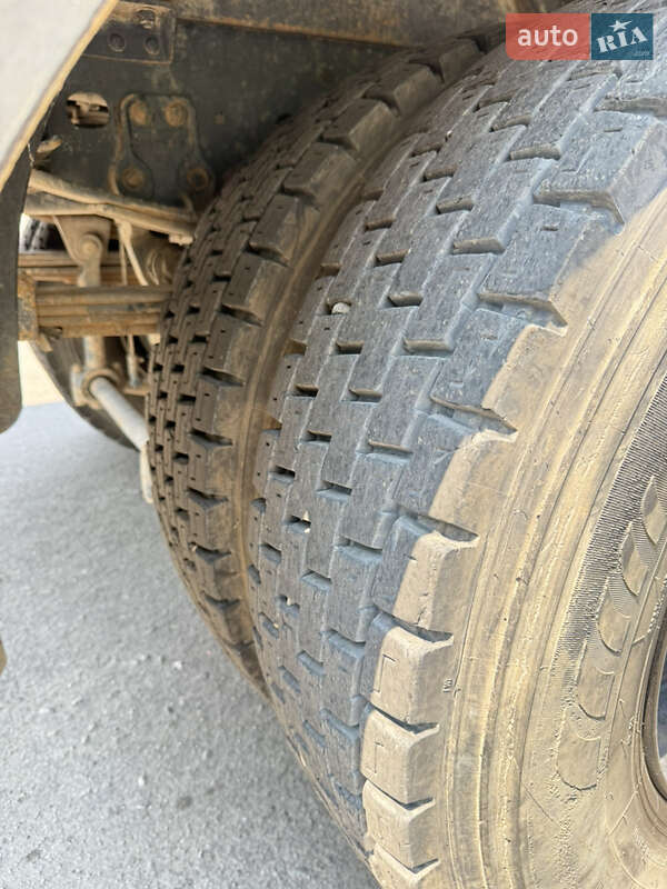 Кран-манипулятор MAN F 2000 2000 в Ивано-Франковске