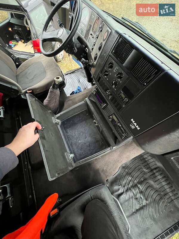Тягач MAN F 2000 1999 в Чернівцях фото 28 Тягач MAN F 2000 1999 в Чернівцях