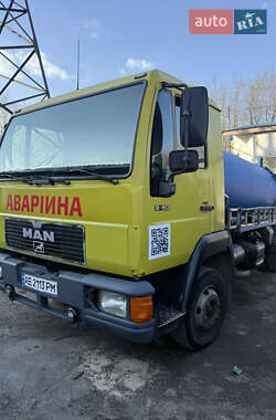 Машина  асенізатор (вакуумна) MAN L 2000 1995 в 