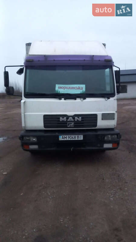 Вантажний фургон MAN L 2000 2005 в Житомирі