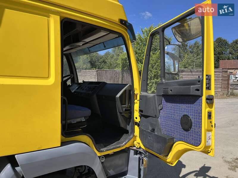 Евакуатор MAN L 2000 2003 в Звягелі