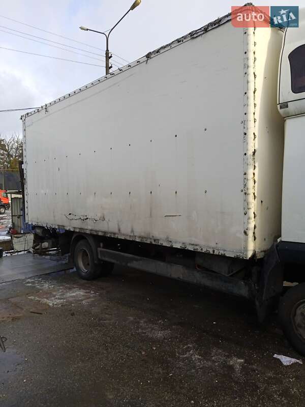 Грузовой фургон MAN L 2000 1998 в Переяславе
