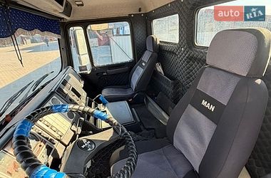 Евакуатор MAN L 2000 2000 в Умані