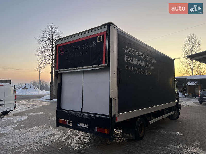 Грузовой фургон MAN LE 8.150 2005 в Калуше