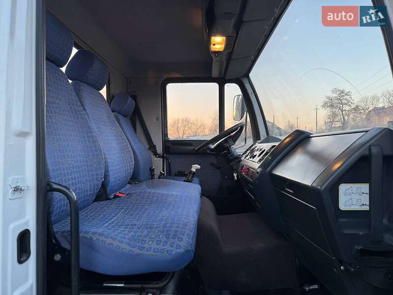 Самосвал MAN LE 8.180 2005 в Черновцах