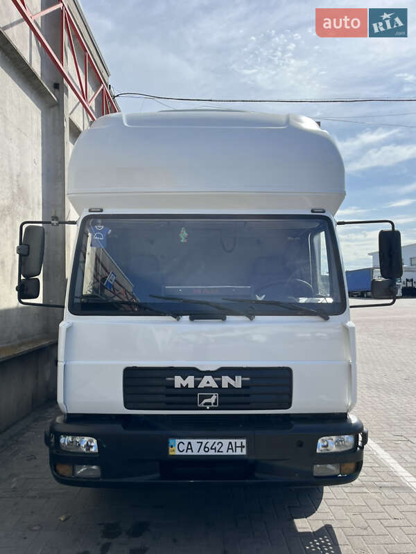Тентований MAN LE 8.180 2004 в 