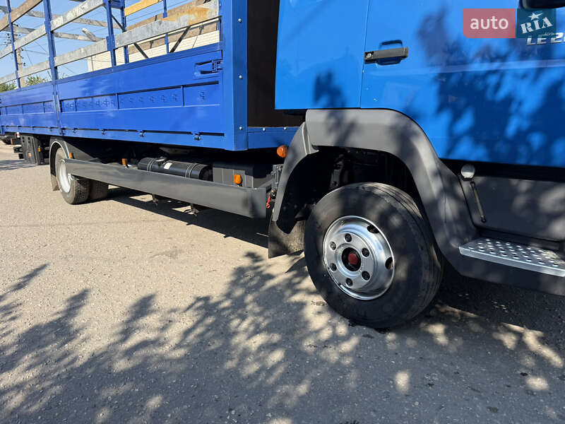 Грузовой фургон MAN LE 8.220 2002 в Изюме
